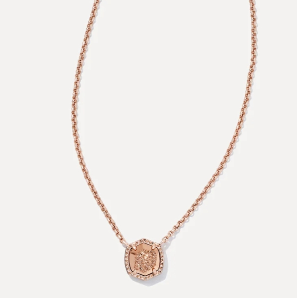 NWT Davie Pendant Necklace Rose Gold Drusy